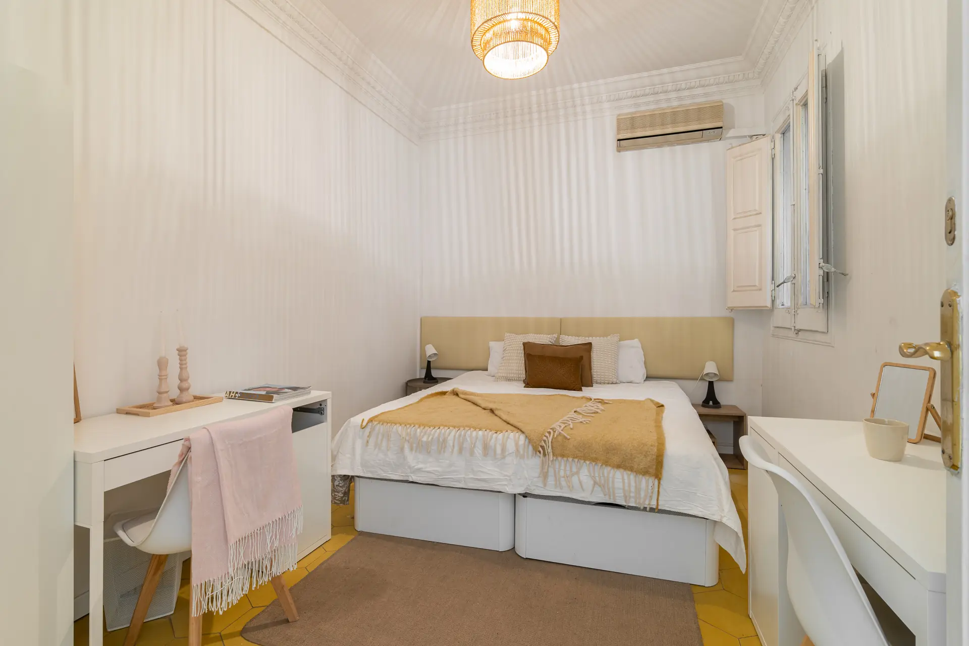 Private room in Barcelona photo 2