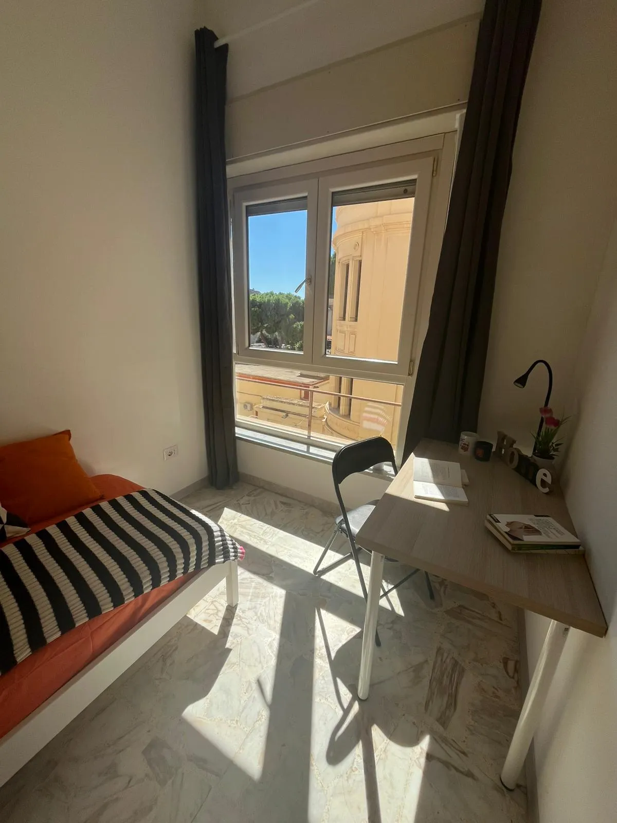 Stanza privata a Cagliari photo 2