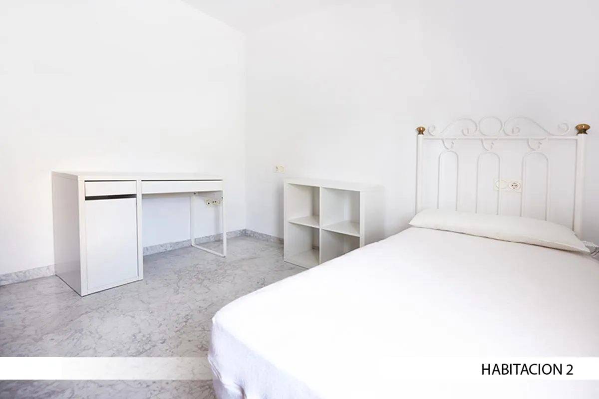 Private room in Seville photo 2